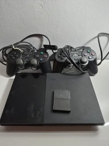 PlayStation 2 Slim + 2 Controles + Memory Card 8MB + Jogos