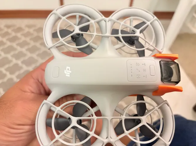 Drone DJI NEO combo + mala de transporte