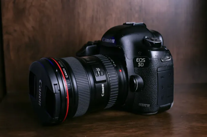 Canon 5D Mark 3 com lente Canon 17-40 f 4 