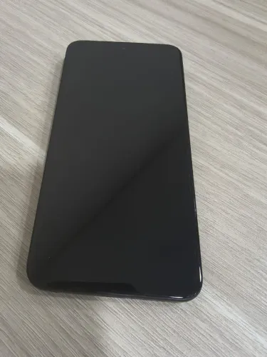 Vendo Motorola Edge 30 256GB novíssimo, sem riscos
