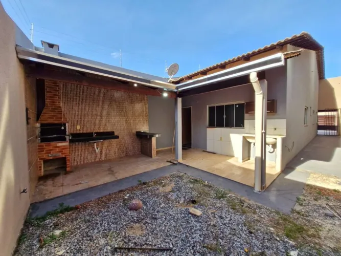 Casa para Locação 3 Quartos, 1 Suite, 2 Vagas, Setor Três Marias, Goiânia - GO