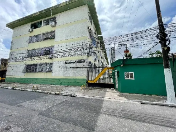 Apartamento à venda no Residencial Aldeola, Reduto. Próximo à Nova Doca.