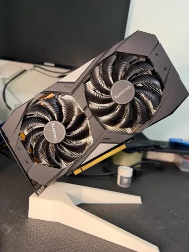 GTX 1660 super (troquei pasta térmica 14/10)