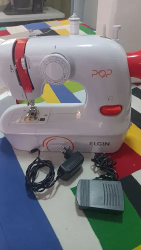Máquina de costura