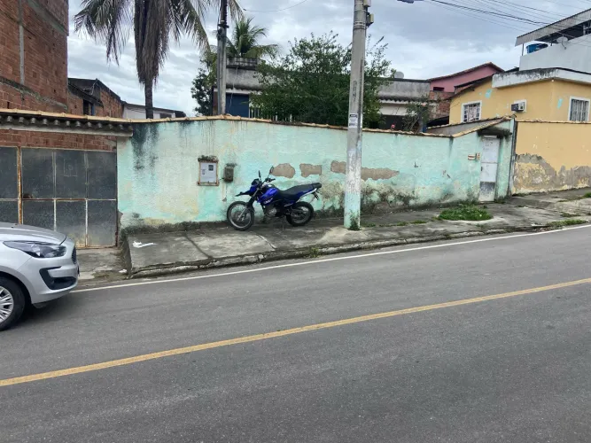 Vendo excelente casa, bem localizada