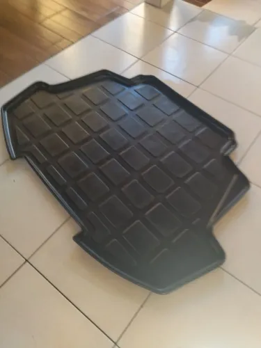 Tapete bandeija porta malas Corolla até 2019