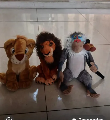 Pelúcias Rei Leão