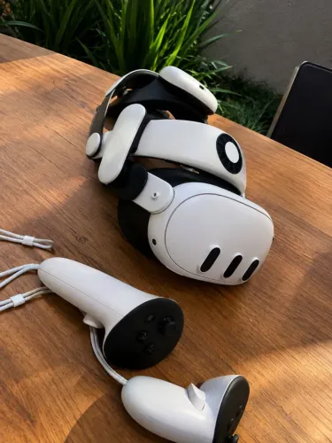 Meta Quest 3 + BoboVR S3 Pro | Kit Completo (leia a descrição)