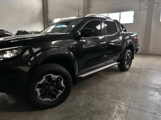 Nissan Frontier Plati. CD 2.3 Bi-TB Dies.aut. 2025