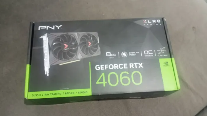 RTX 4060 8GB Usada