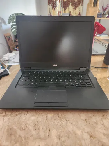 Vendo notebook Dell i5 7 geração