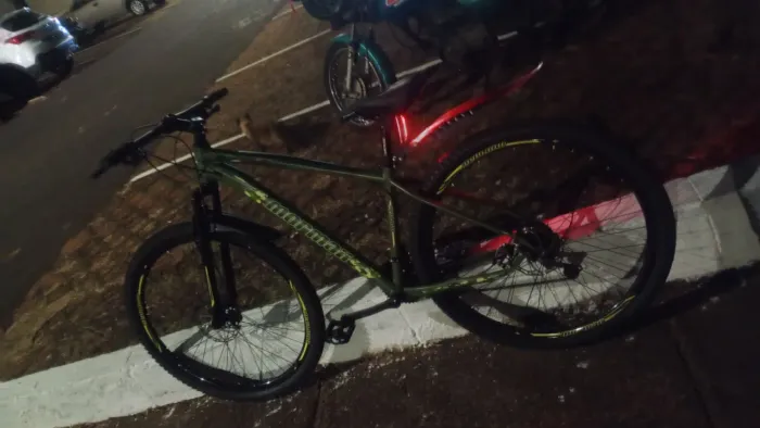 Bicicleta tem nota fiscal 6 meses de uso