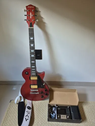 Guitarra Strimberg LesPaul LPS-260 + Pedaleira