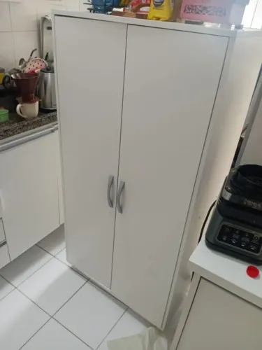 Armário Multiuso 2 portas - branco