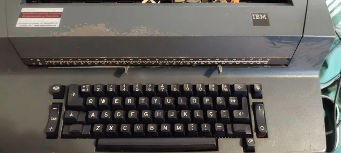 Máquina de escrever IBM 