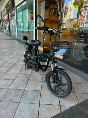 Bicicleta elétrica Lev - E bike seminova - Litio
