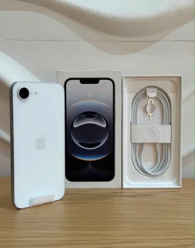 iPhone 16e IMPECÁVEL