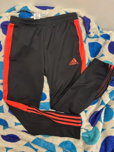 Calça adidas tiro