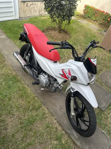 POP 2023 COM 19.000km rodados. IPVA PAGO 