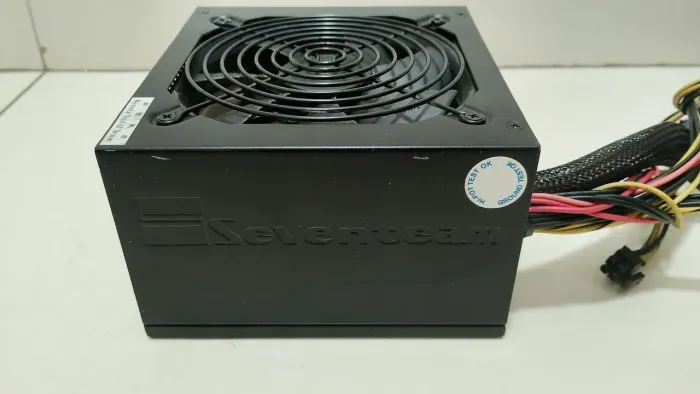 Fonte Seventeam 550w 
