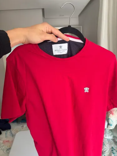 ? CAMISA POLO VERMELHA - TAMANHO G