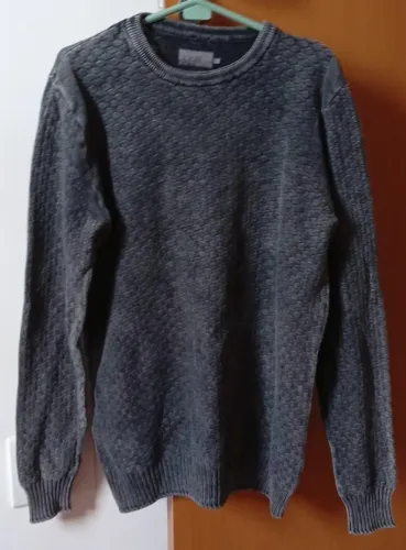 Suéter masculino em tricô texturizado da marca Zak