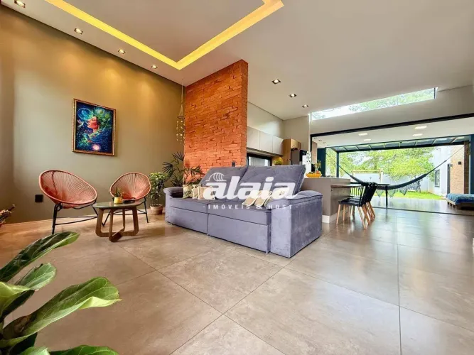 Casa com 4 dormitórios à venda, 250 m² no Campeche - Florianópolis/SC