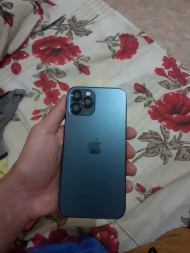 Troco ou vendo iphone 12 pro 128gb