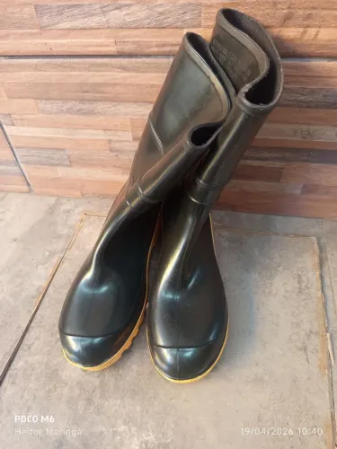 Bota unissex