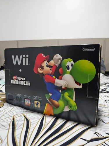 Console Nintendo Wii Preto ed. Super Mário Bros na caixa