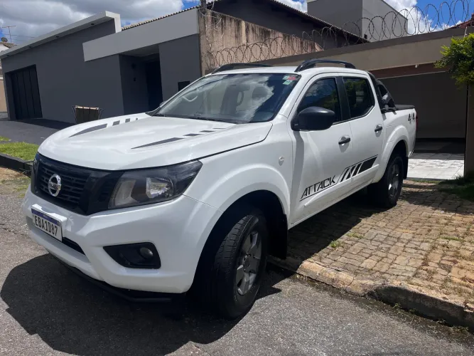 Nissan Frontier Attac.cd 4X4 2.3 Bi-TB Die. AUT 2019