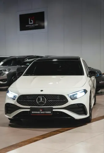 Mercedes-Benz A-200 AMG Line 1.3 TB Aut. (híbrido) 2025