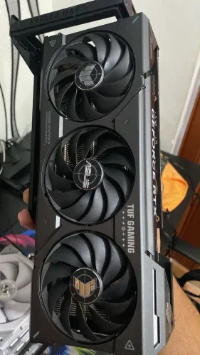 RTX 4060 TI ASUS TUF