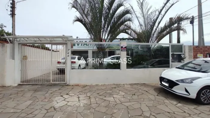 Prédio Comercial 30m², 4 banheiros, Bairro Centro
