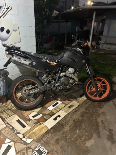 Venda-se ou troco por outra depende da moto dou volta