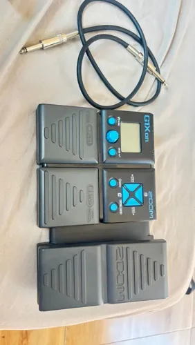 Pedaleira para Guitarra Zoom G1Xon
