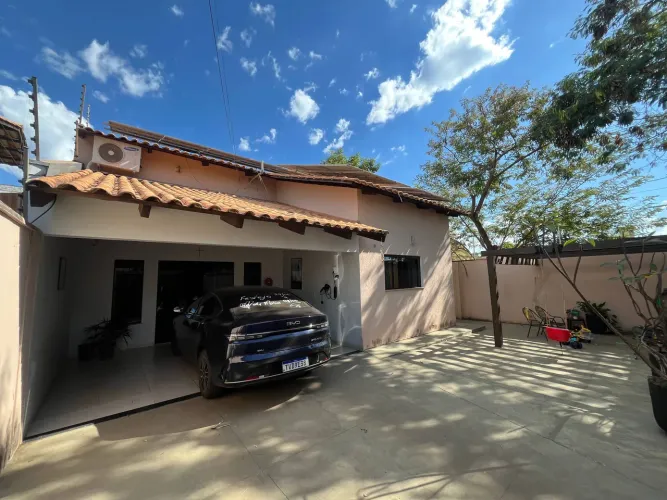 Casa com 3 quartos e energia solar para locação na quadra 307 Sul (ARSO 33) - Plano Direto