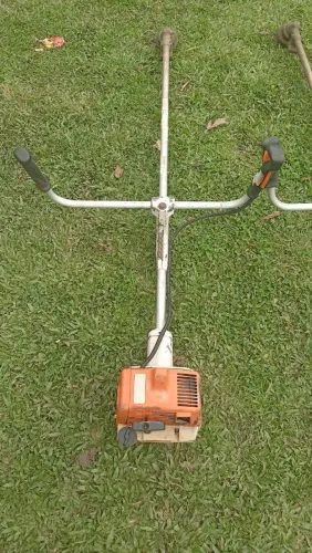 Vendo roçadeira Stihl 220