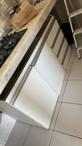Armário de cozinha projetado 