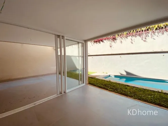 Casa à Venda com Piscina no Alto da Boa Vista