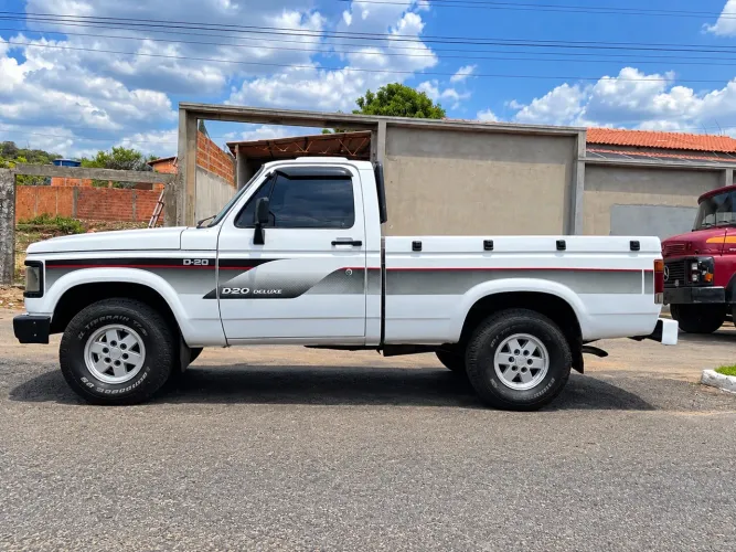 Chevrolet D-20 S / Luxe 3.9/4.0 Diesel 1993