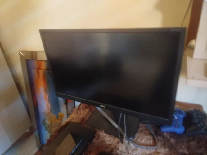 Monitor AOC