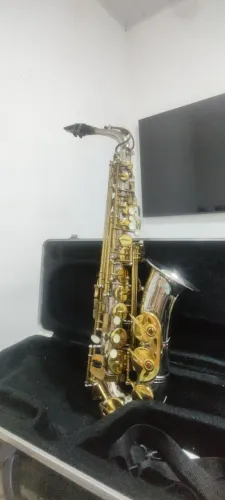 Saxofone Alto Milano