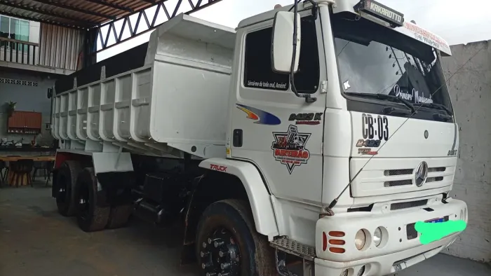 Vendo caçamba 2423