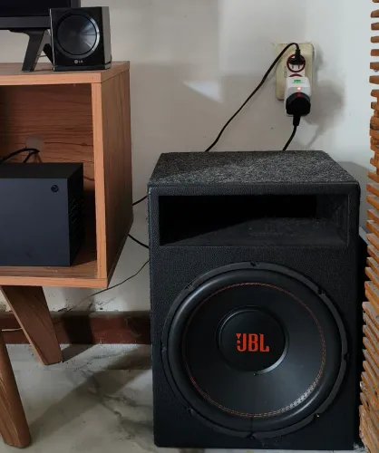 Caixa pronta com alto falante JBL 350w 12 polegadas a preço de custo