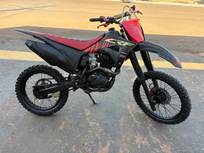 Crf 230 ano 2011 com nota fiscal 