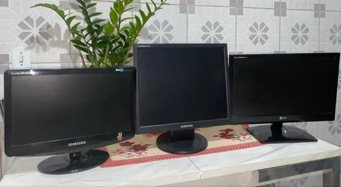 Monitor PC Samsung e LG