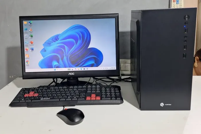 COMPUTADOR INTEL CORE i5 14°GERAÇÃO 12GB DE MEMÓRIA RAM SSD 120GB WINDOWS 11 64BITS!!