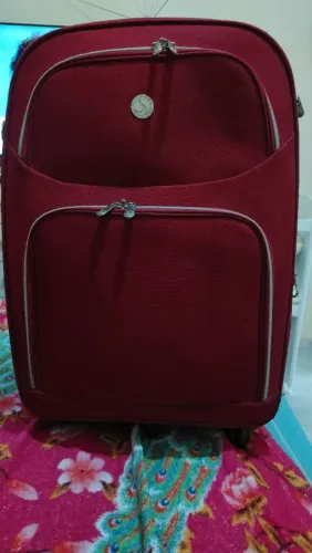 Vendo mala de 20kg a  23kg