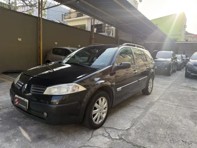 Renault Megane Grand Tour Dynam. Hi-flex 1.6 16V 2011